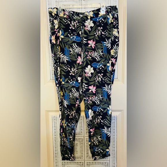 Gently Used Serra Sz-XL Pants w/Pockets! Great 4 Everyday or Lounging🥫🐝👗🆙 - Picture 2 of 13
